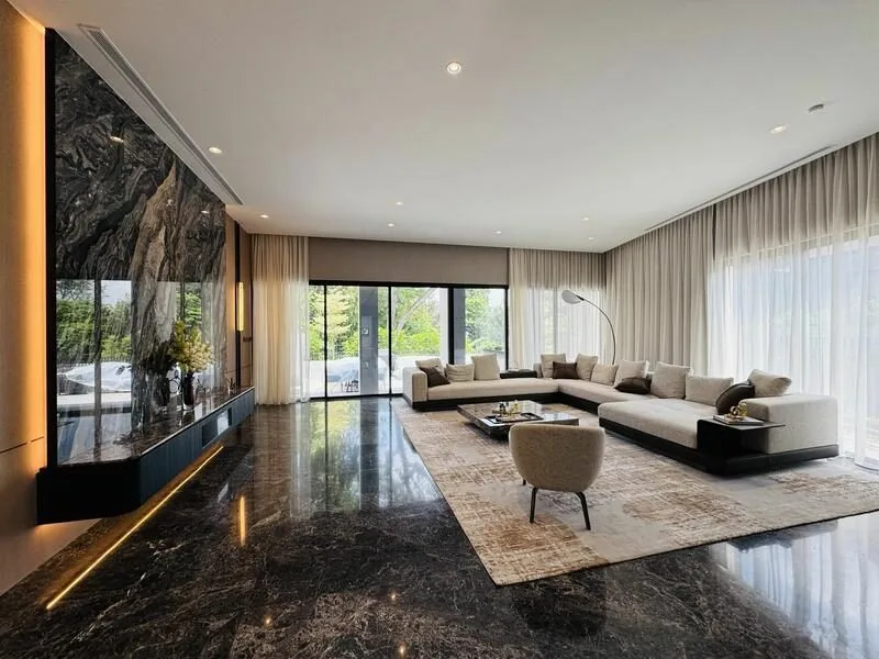 Show flat living